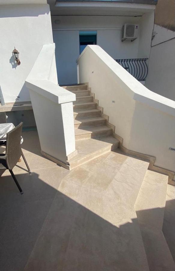 Duje & Roko Apartments Šibenik Eksteriør bilde