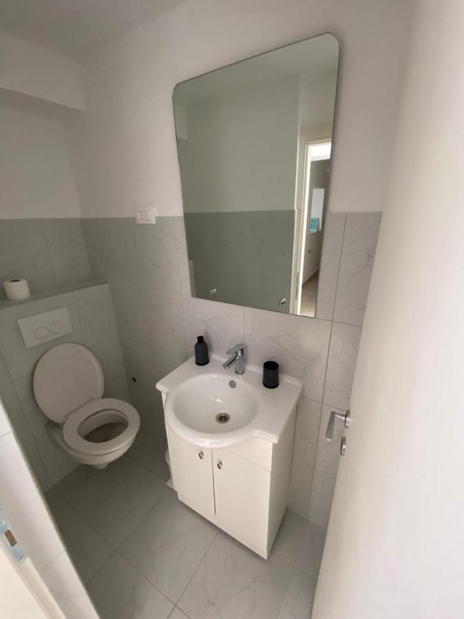Duje & Roko Apartments Šibenik Eksteriør bilde