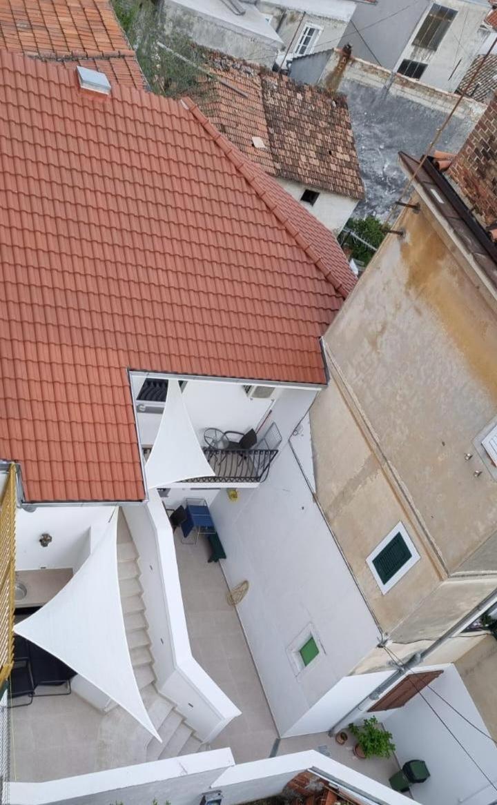 Duje & Roko Apartments Šibenik Eksteriør bilde