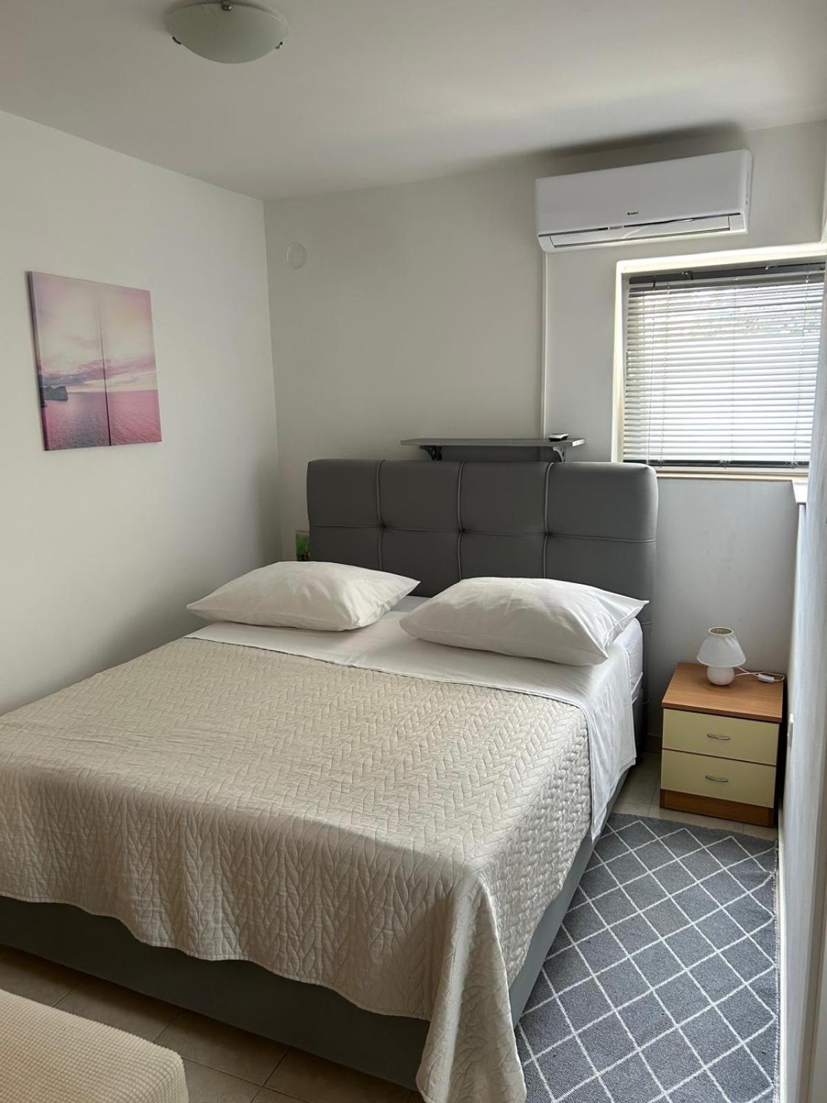 Duje & Roko Apartments Šibenik Eksteriør bilde