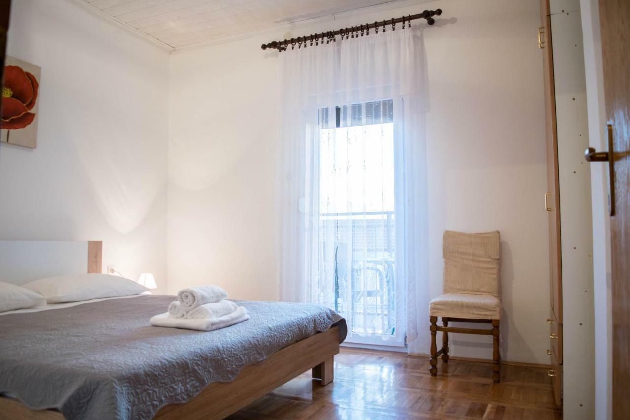 Duje & Roko Apartments Šibenik Eksteriør bilde